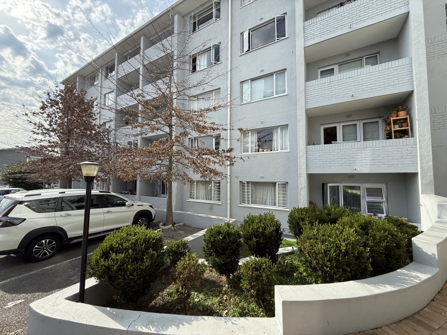 2 Bedroom Property for Sale in Woodstock Western Cape